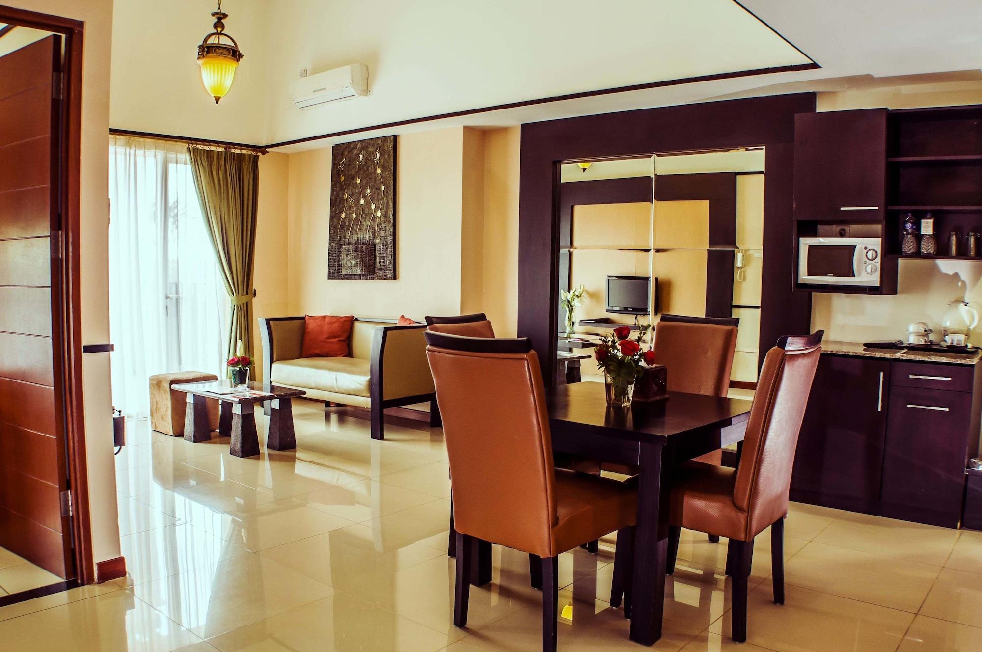 Marbella Suites Bandung Cimenyan Eksteriør billede