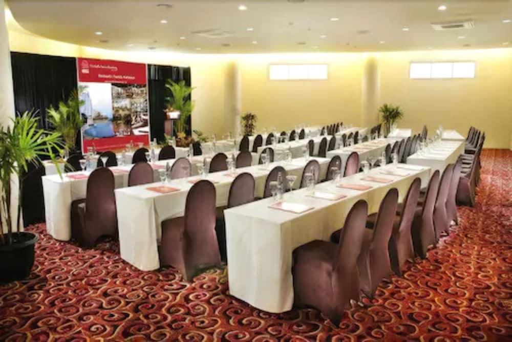 Marbella Suites Bandung Cimenyan Eksteriør billede