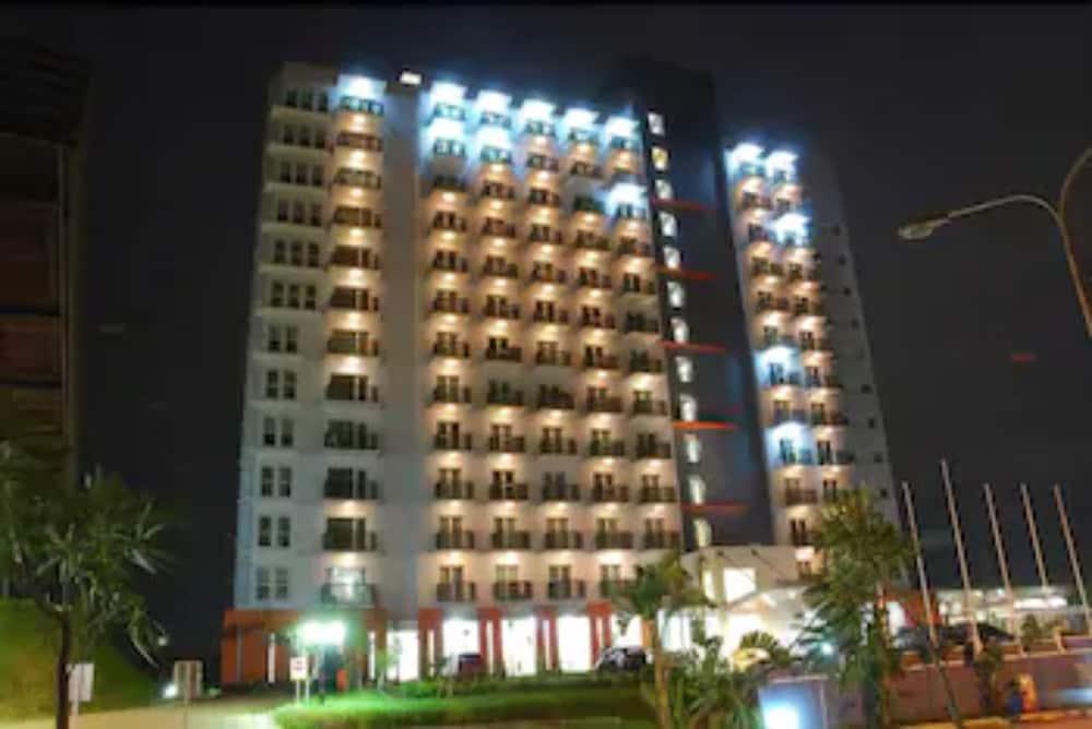 Marbella Suites Bandung Cimenyan Eksteriør billede