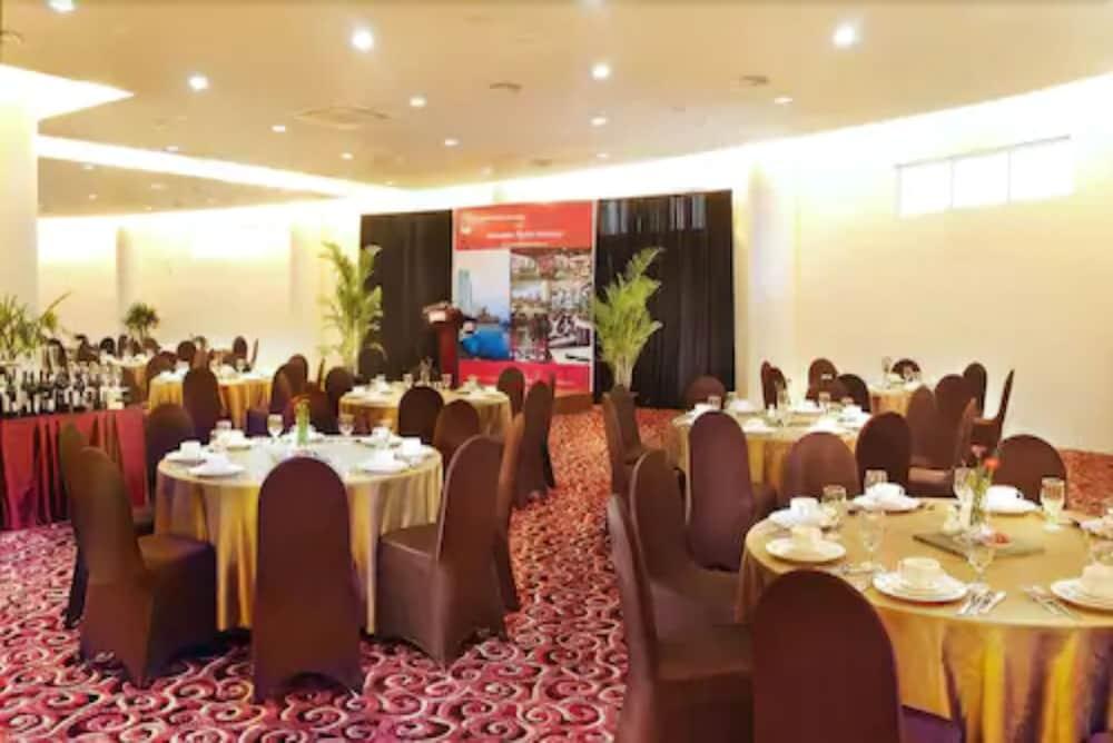 Marbella Suites Bandung Cimenyan Eksteriør billede