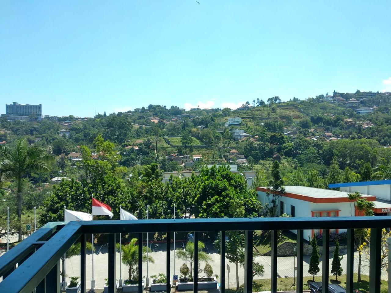 Marbella Suites Bandung Cimenyan Eksteriør billede